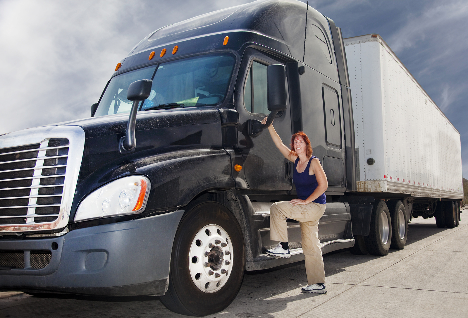 how-much-can-a-truck-driver-earn-in-canada-canada-us-australia-uk